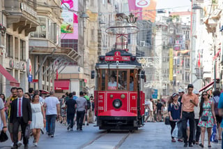 La calle Istiklal como refugio de moda en Taksim