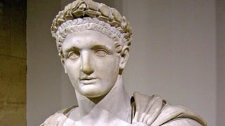 الإمبراطور الروماني دوميتيان