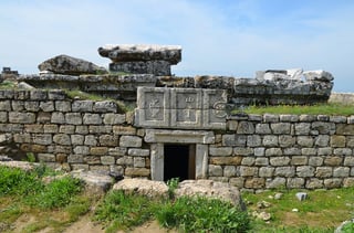 Tumba de los Gladiadores, Necrópolis